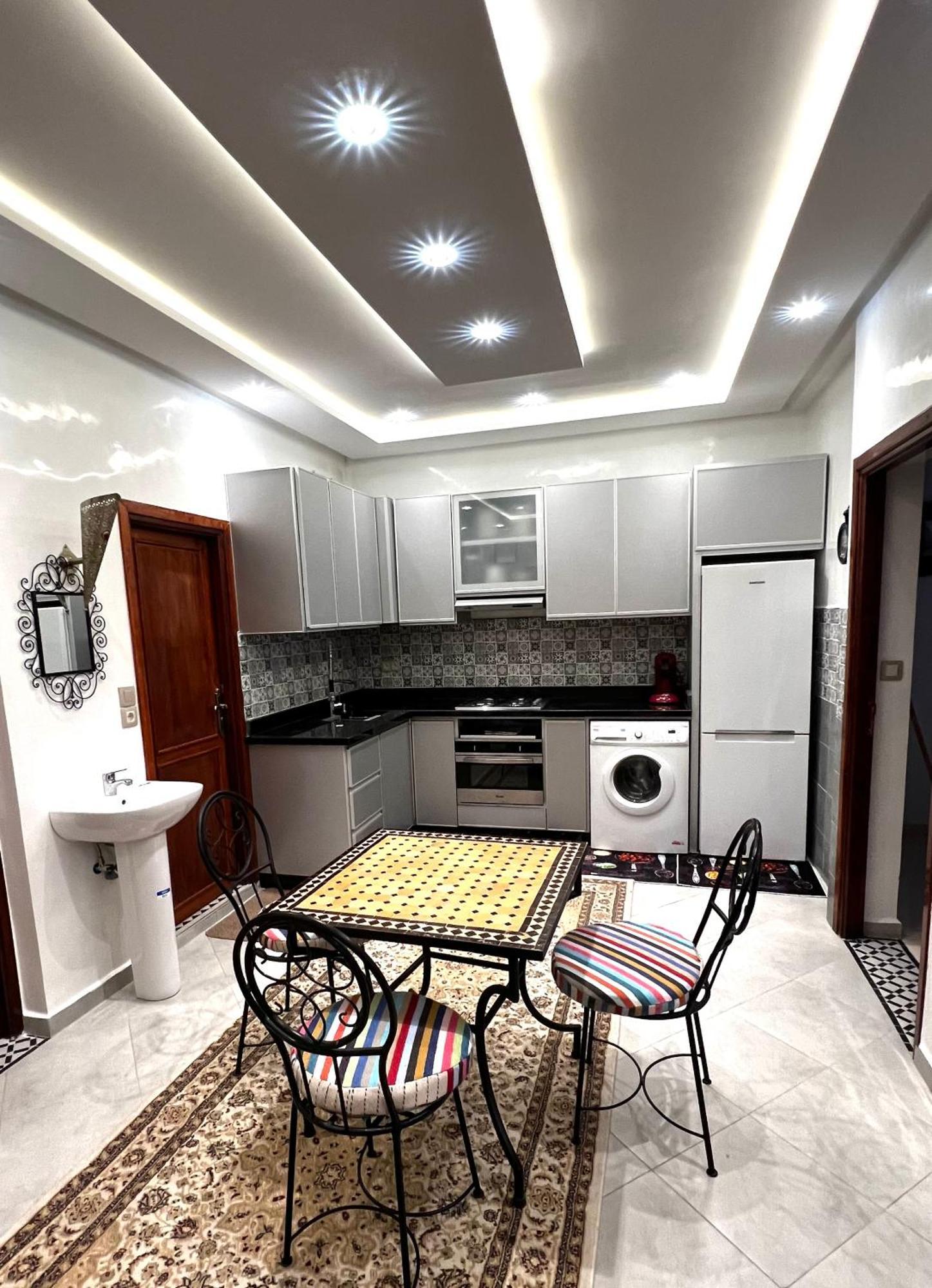 Appartement Proche Aeroport, Dar Nahila マラケシュ エクステリア 写真