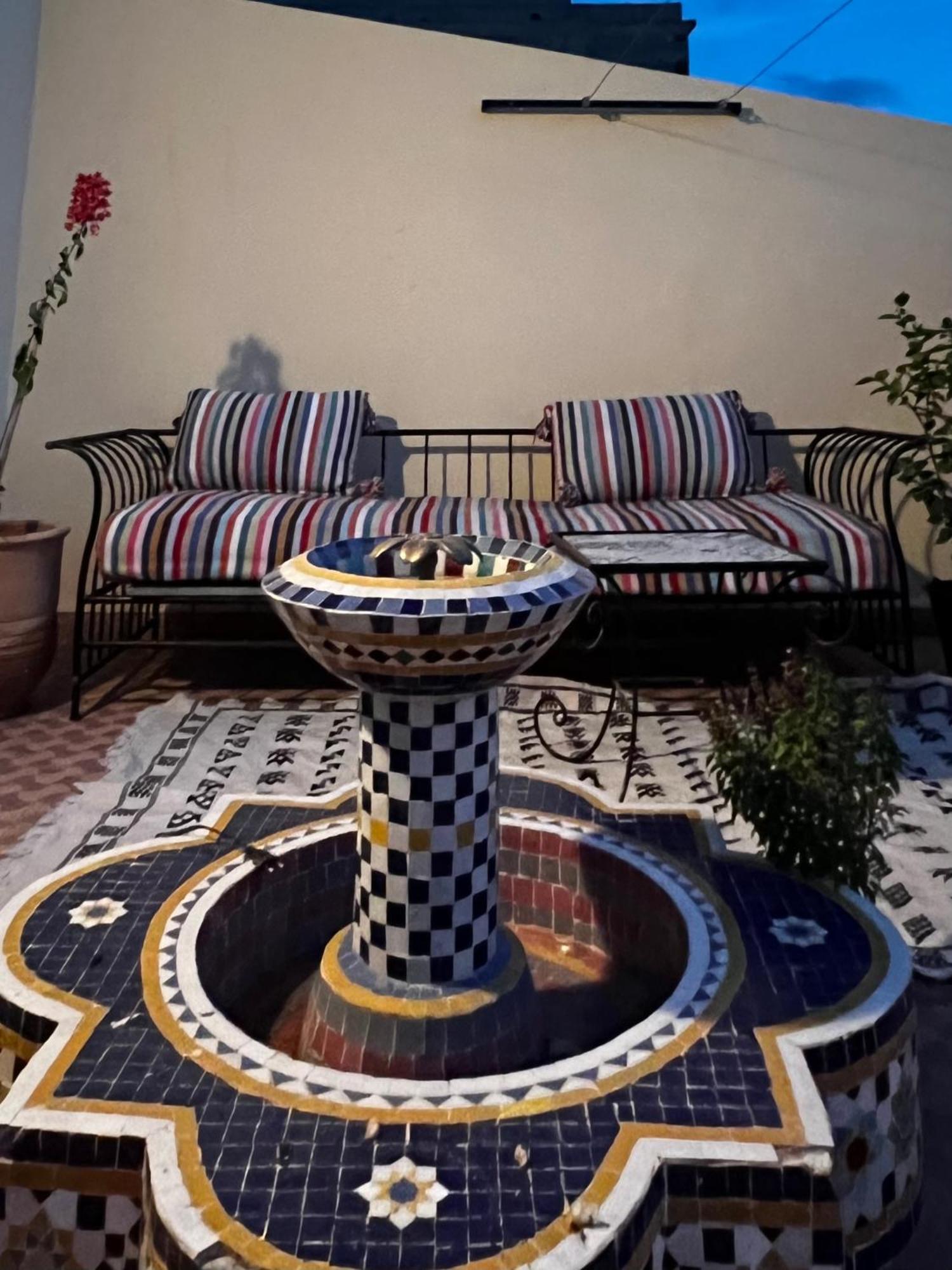 Appartement Proche Aeroport, Dar Nahila マラケシュ エクステリア 写真