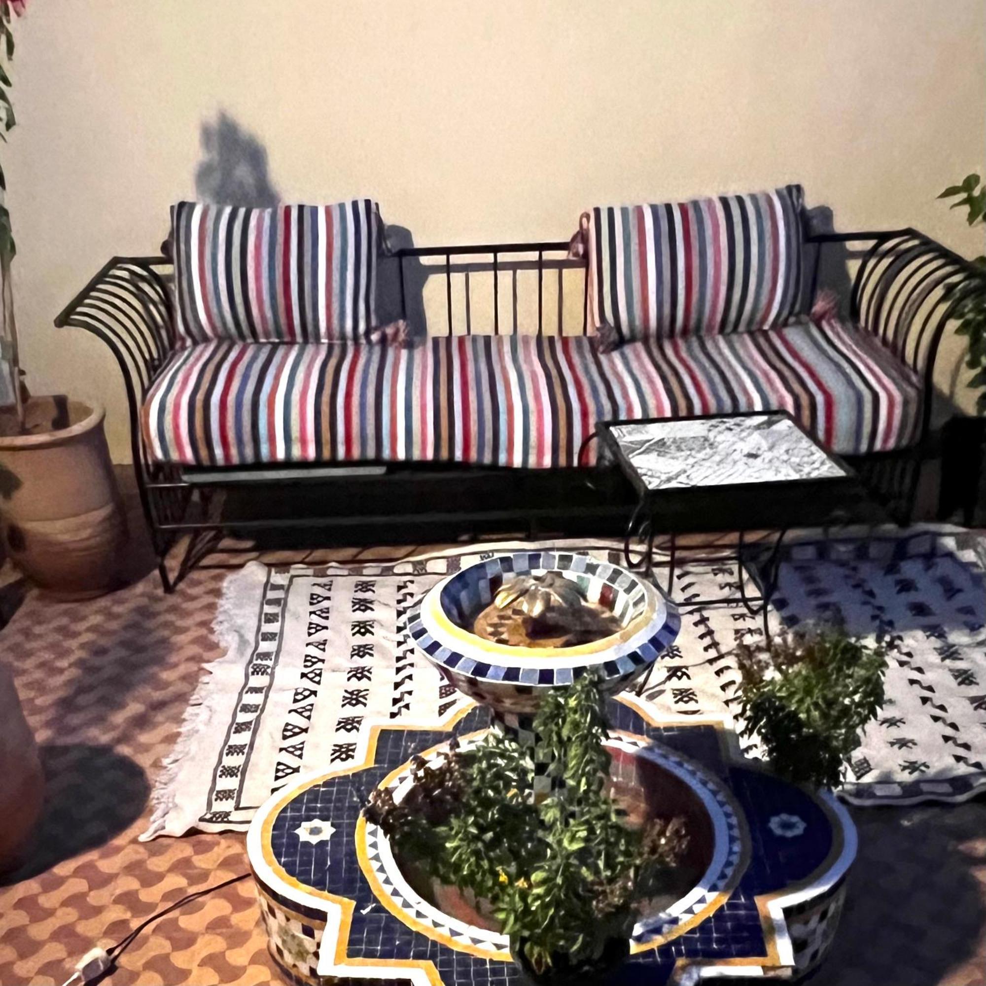 Appartement Proche Aeroport, Dar Nahila マラケシュ エクステリア 写真